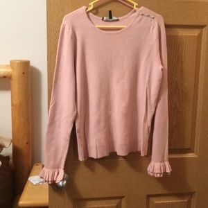 Long sleeve With flared sleeves!